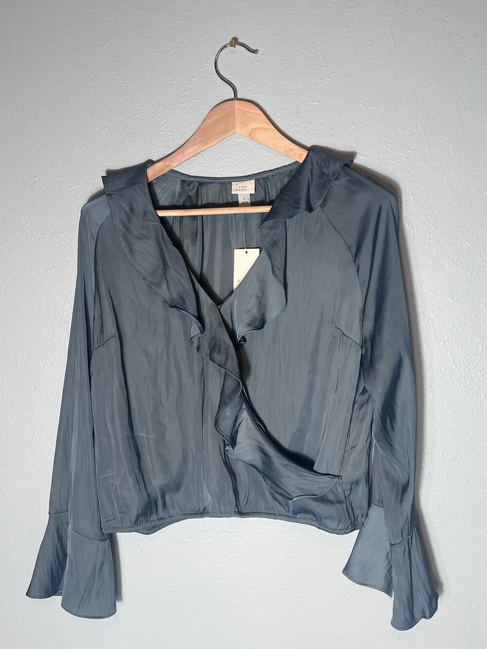 Ruffle Wrap Blouse Bell Sleeve Sz L Top Blue Flirty Ren Faire Coquette Romantic